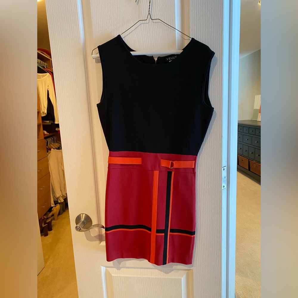 Dress - Picture 2 of 3